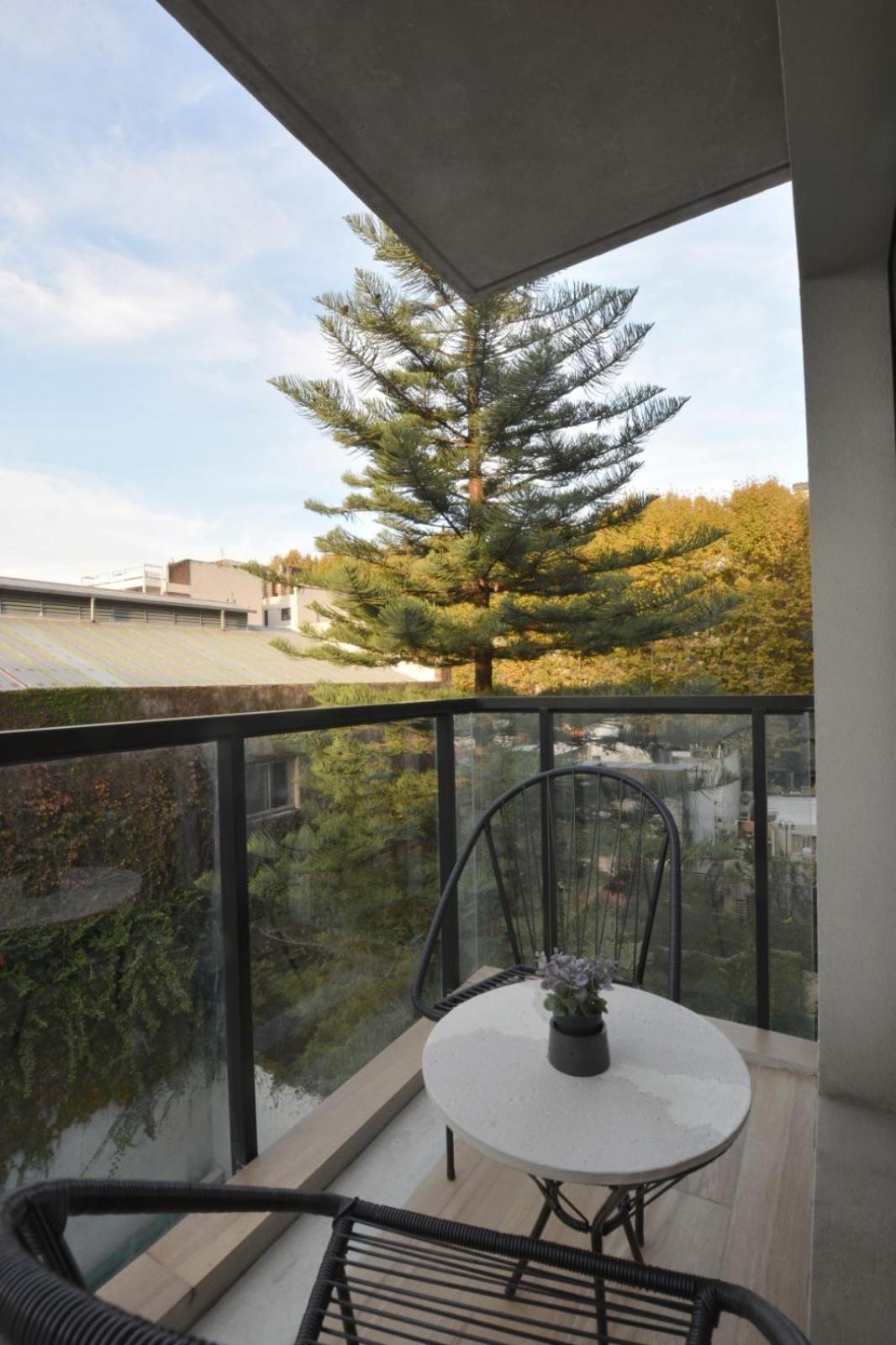 Stay, Feel & Live The Golden Aura Of Palermo Hollywood Buenos Aires Exterior photo